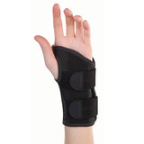 Mueller Green Fitted Wrist Brace